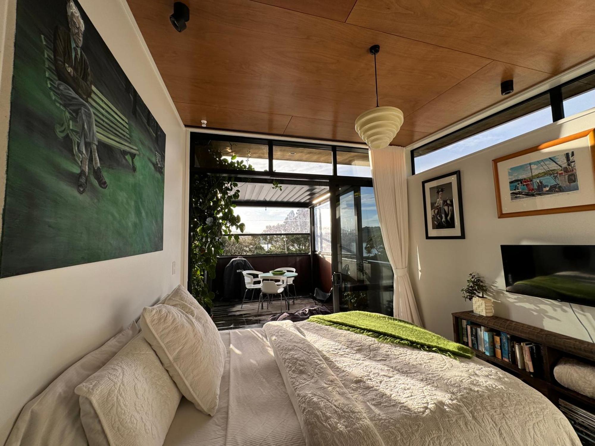 Studio With A View Raglan Exterior photo